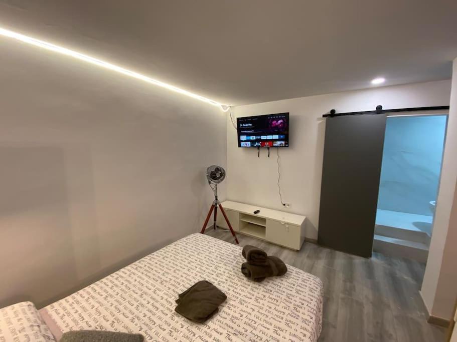 Loft, Muy Cerca De Playa Y Castillo Tamarit ตาร์ราโกนา ภายนอก รูปภาพ