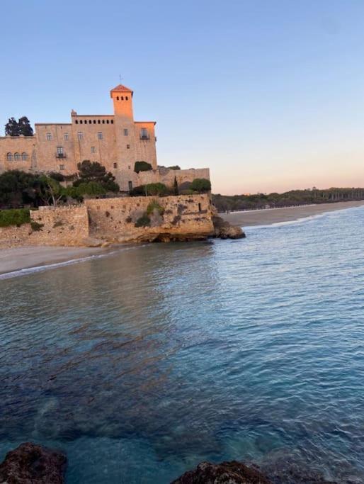 Loft, Muy Cerca De Playa Y Castillo Tamarit ตาร์ราโกนา ภายนอก รูปภาพ